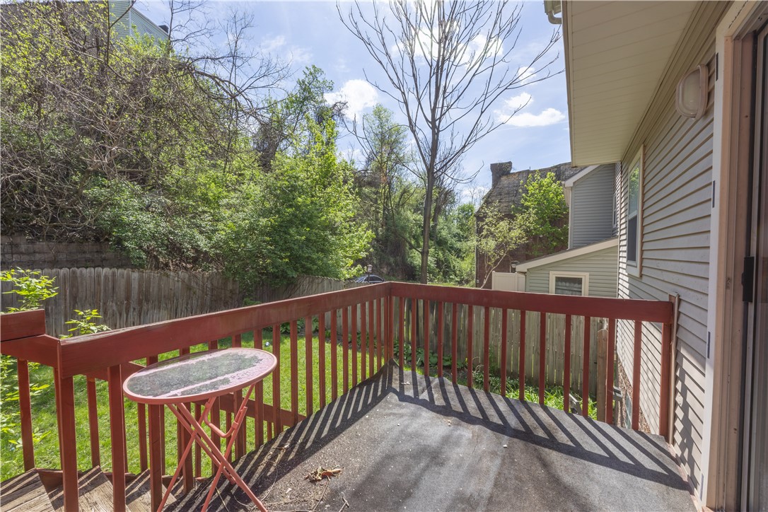 232 Dinwiddie St