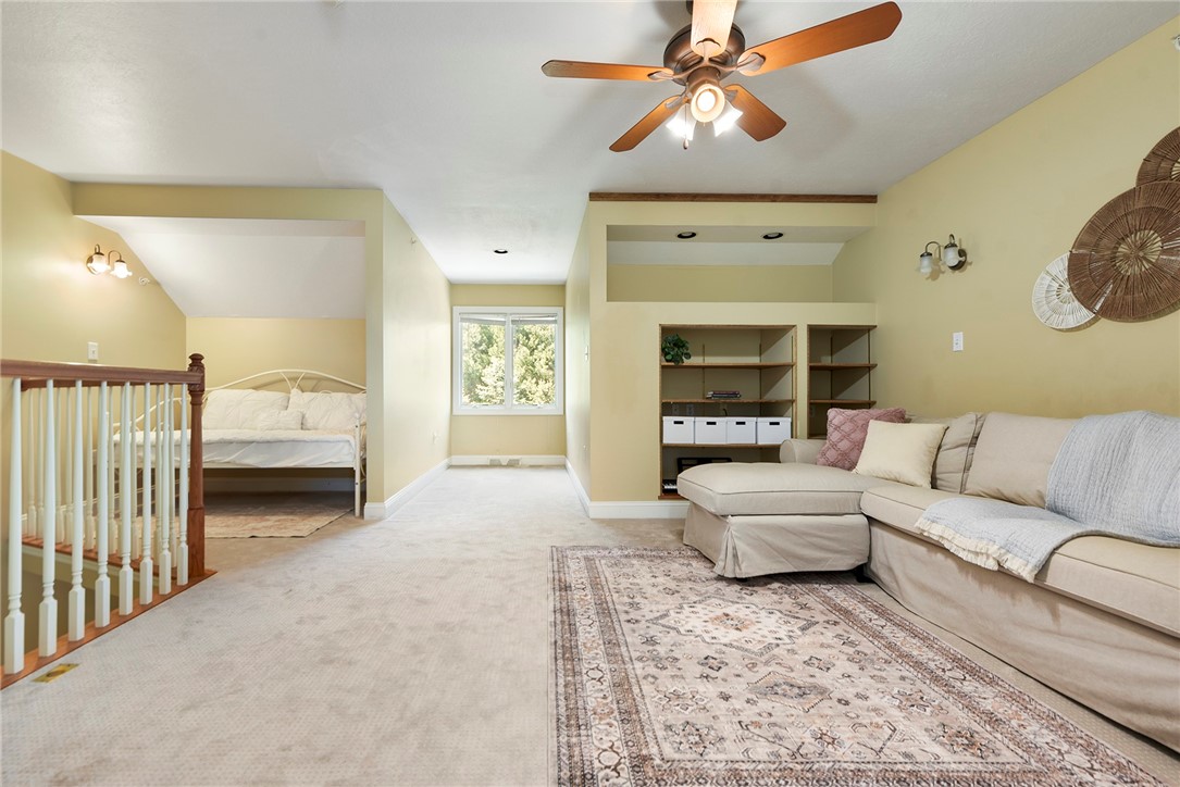 115 Saint Charles Ct