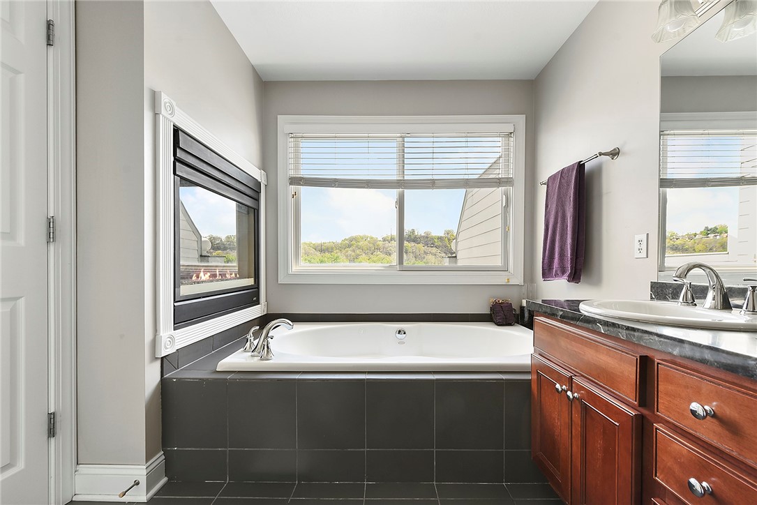 115 Saint Charles Ct