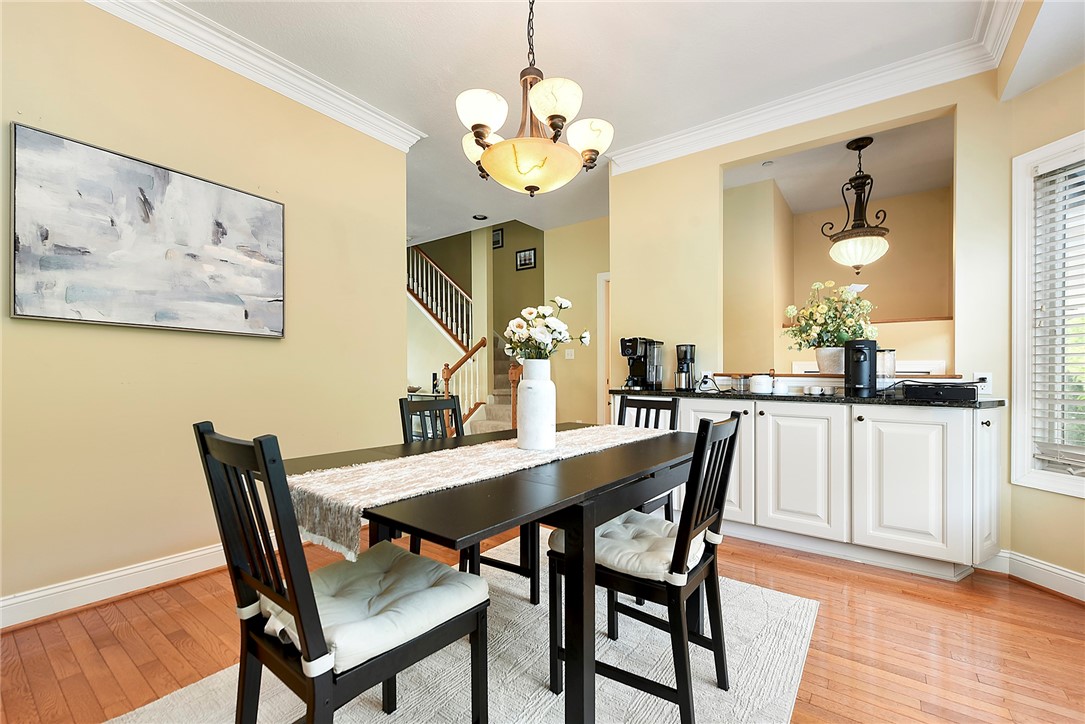 115 Saint Charles Ct