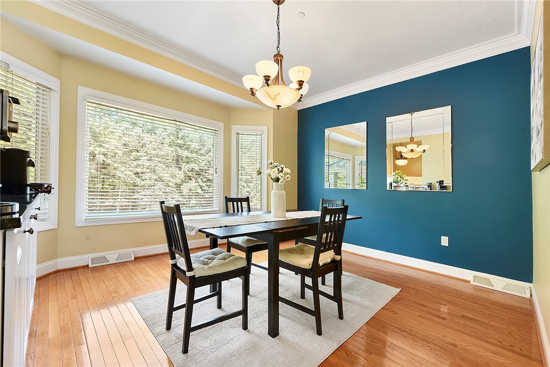 115 Saint Charles Ct