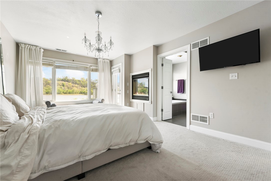 115 Saint Charles Ct