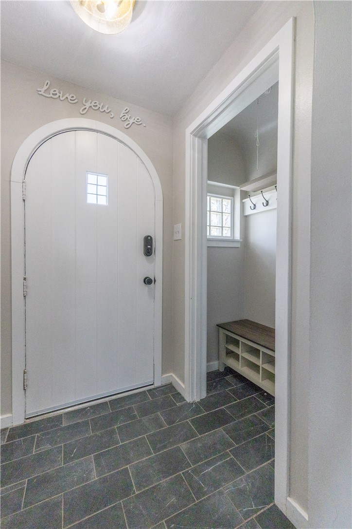 120 Williams St