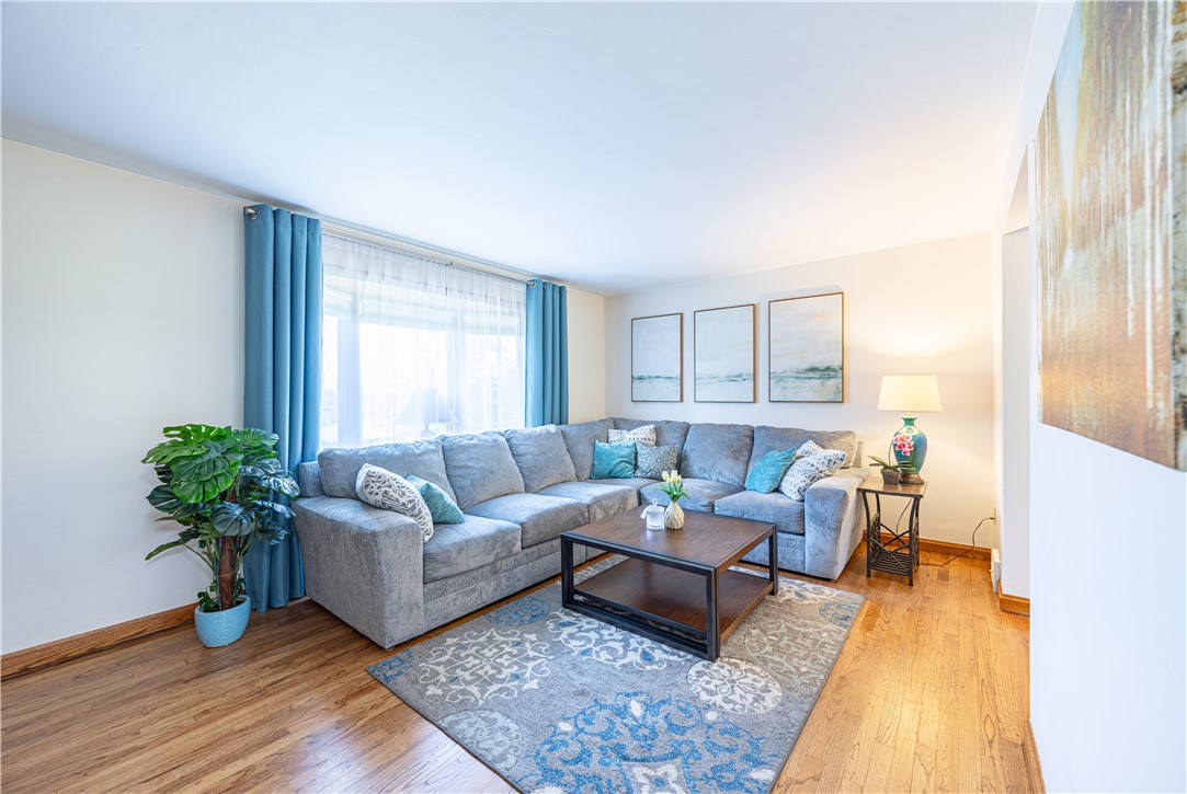 5122 Leroy Dr