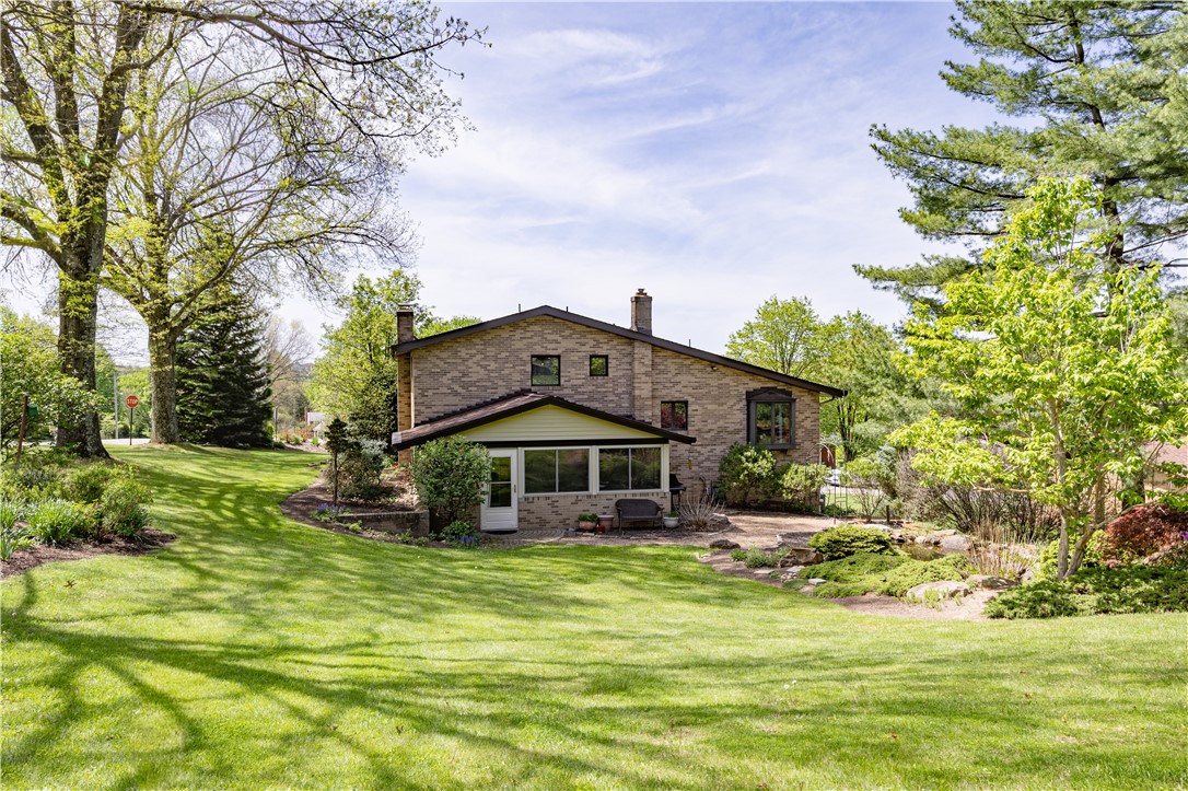 5122 Leroy Dr