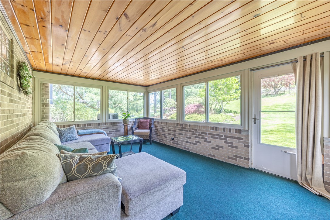 5122 Leroy Dr