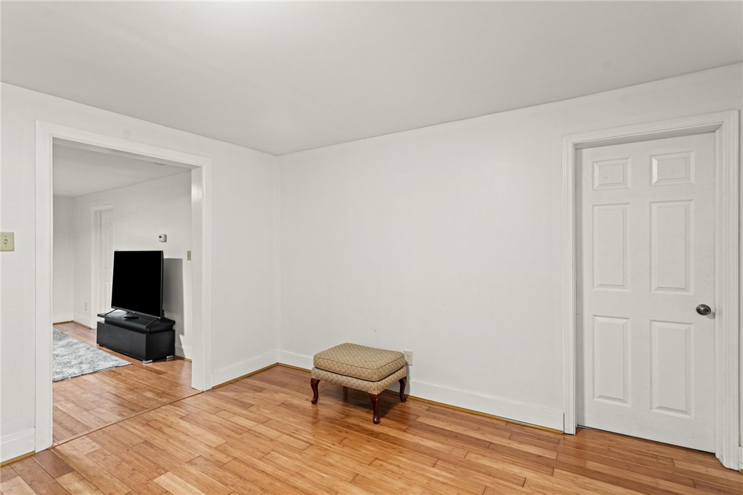 324 Greenfield Ave