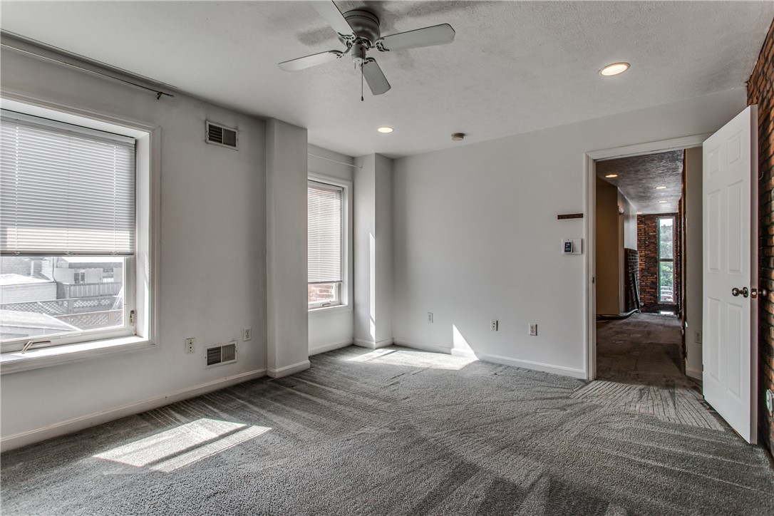 2128 Merriman Way