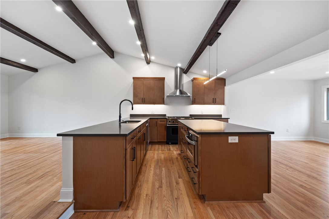 31 Collinwood Dr