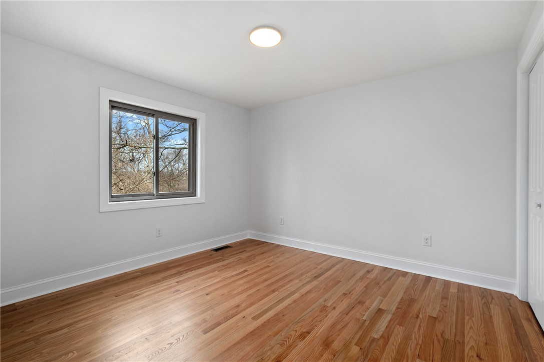 31 Collinwood Dr