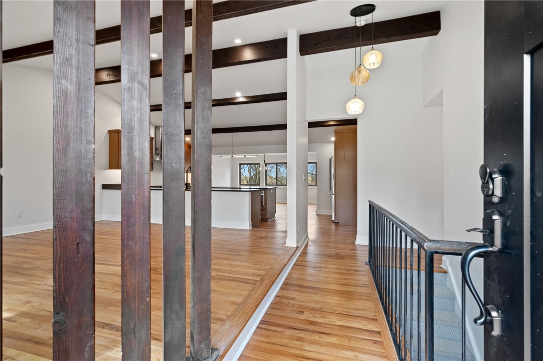 31 Collinwood Dr