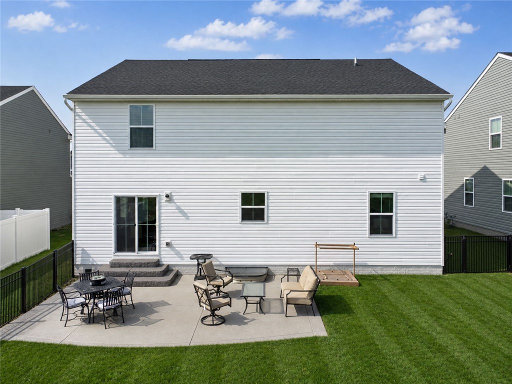 418 Coventry Ct
