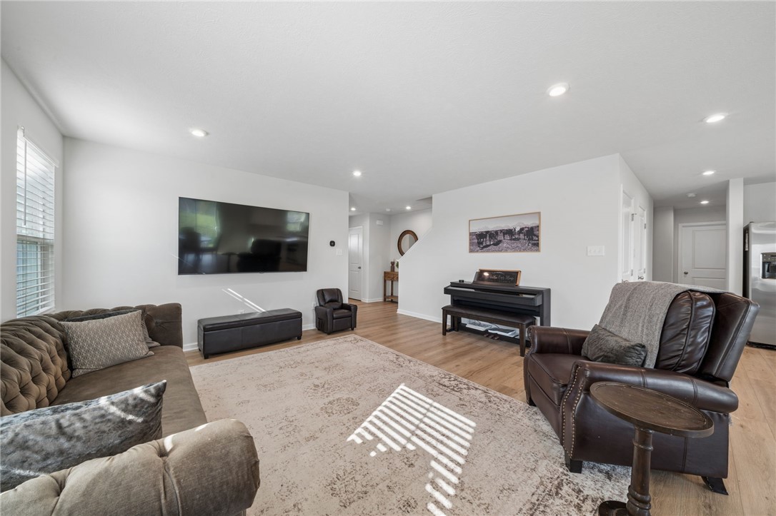 418 Coventry Ct