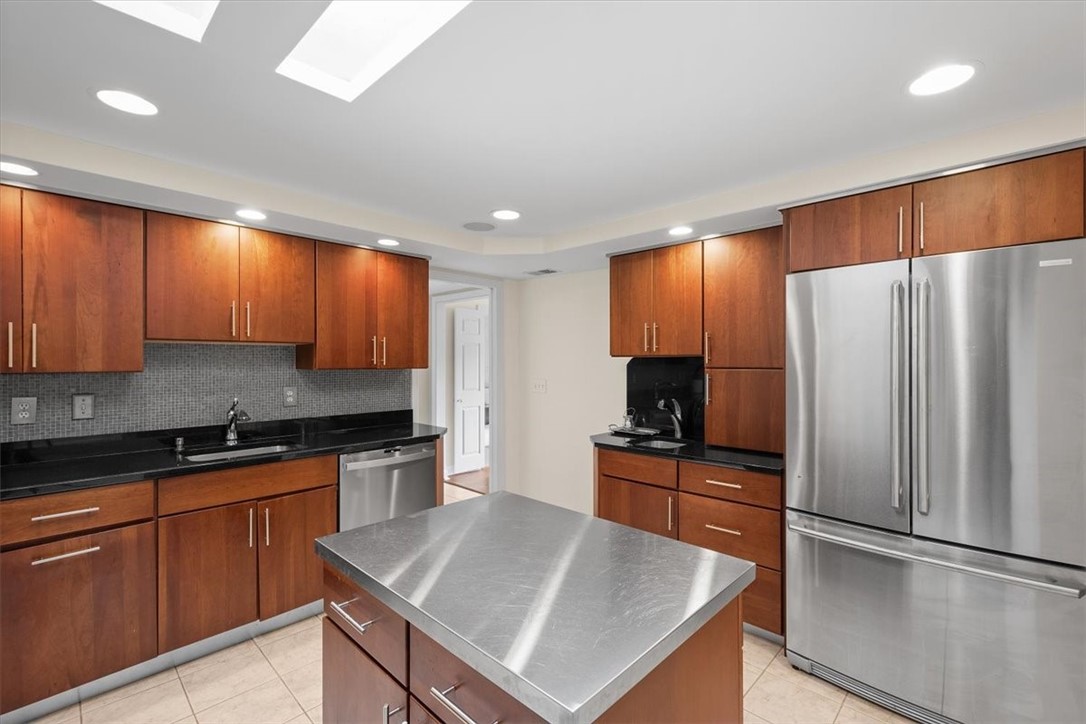 316 Beaver St. 402