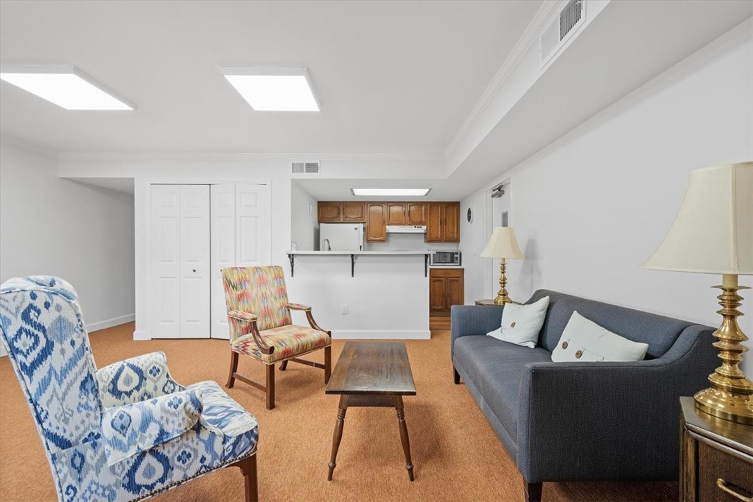 316 Beaver St. 402