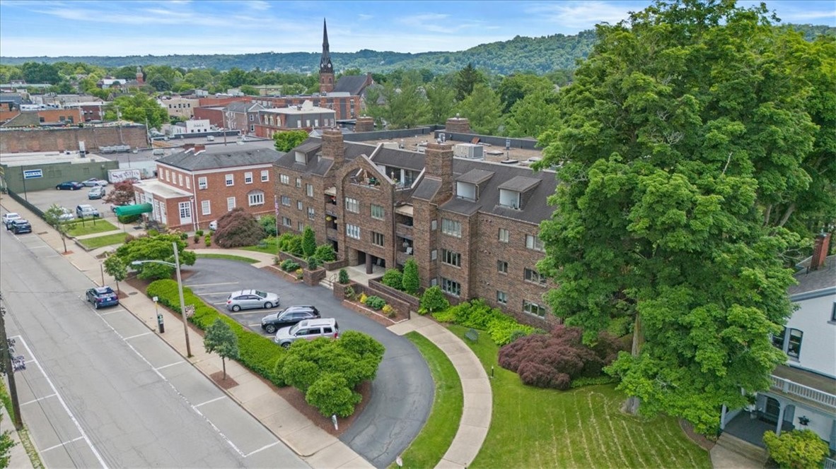 316 Beaver St. 402