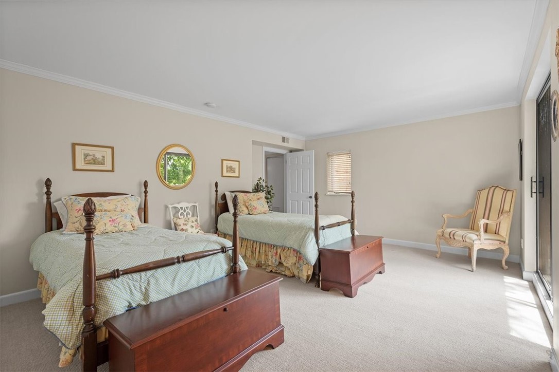 316 Beaver St. 402