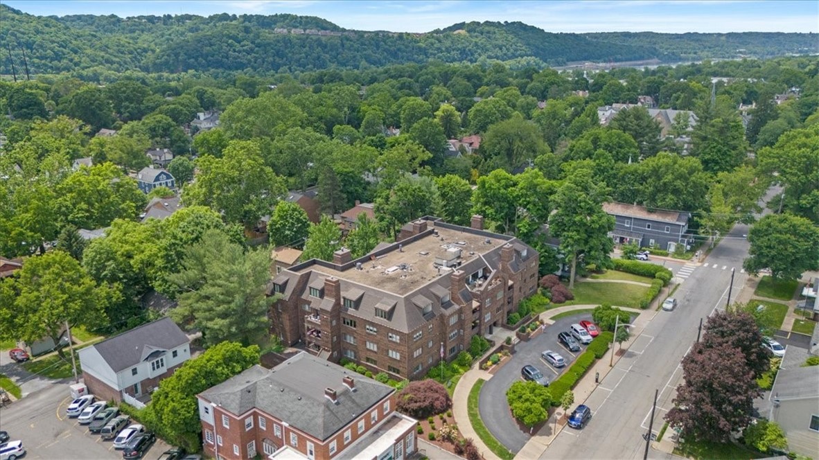 316 Beaver St. 402
