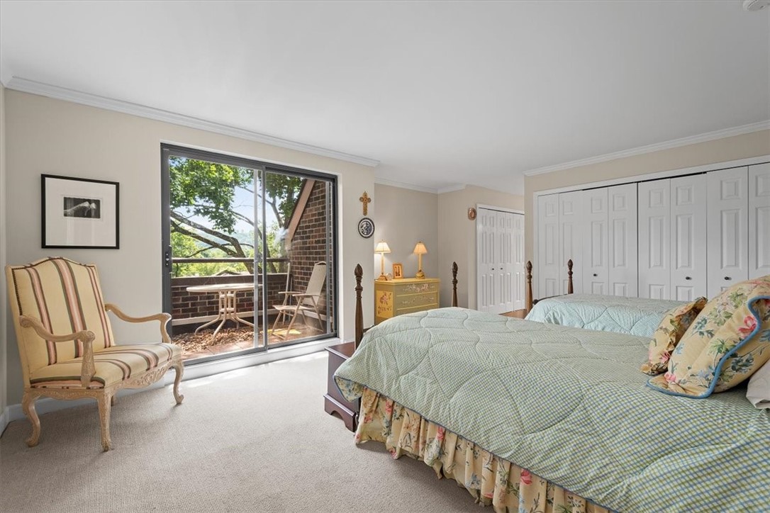 316 Beaver St. 402