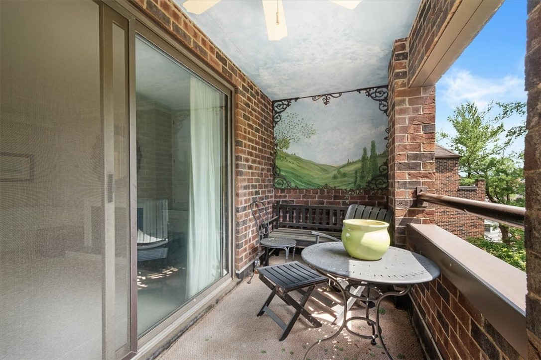 316 Beaver St. 402