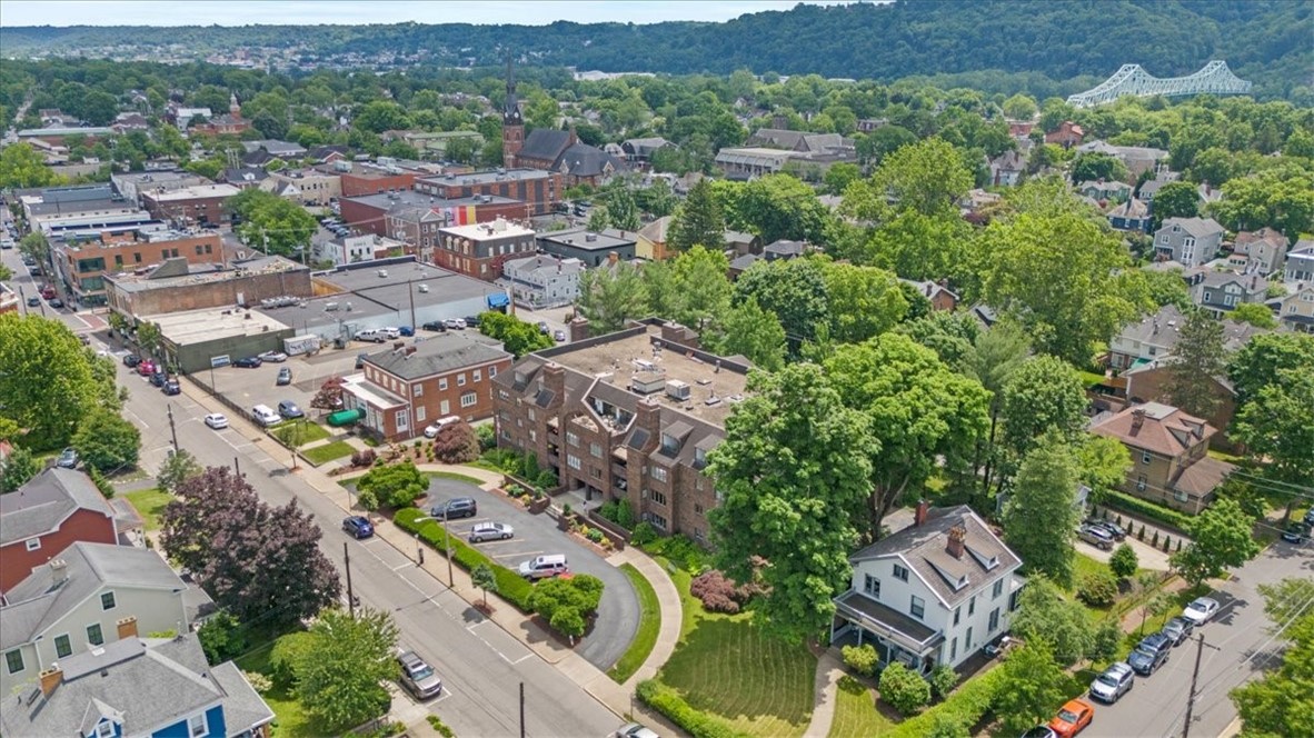 316 Beaver St. 402