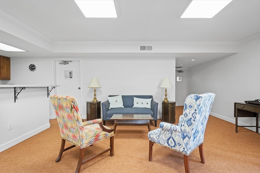 316 Beaver St. 402