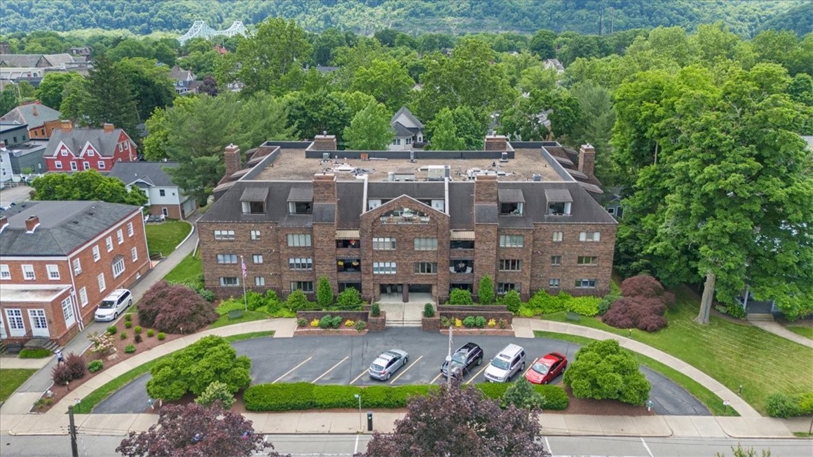 316 Beaver St. 402