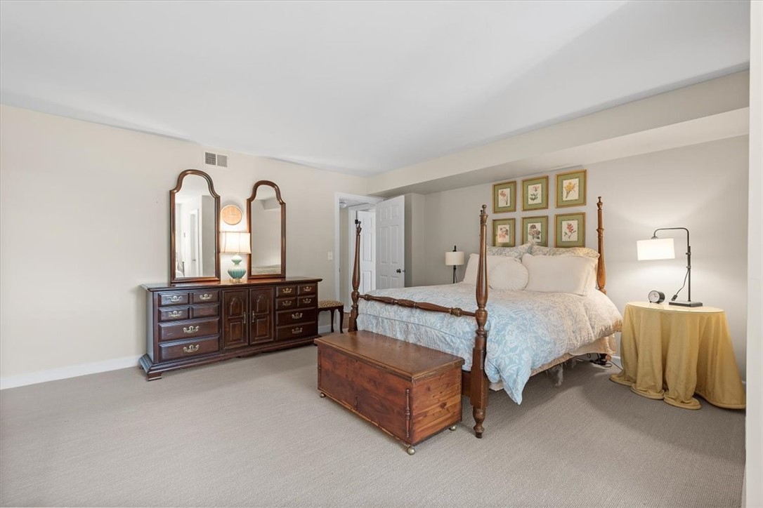 316 Beaver St. 402