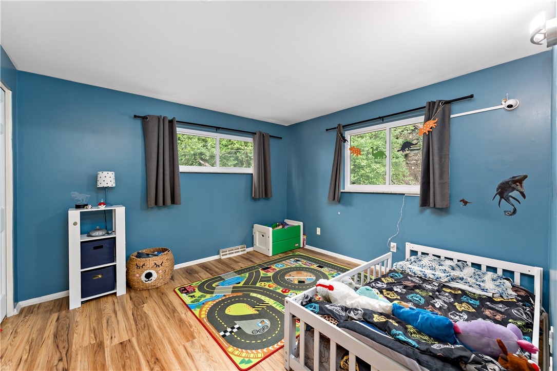 3905 Middleboro Rd