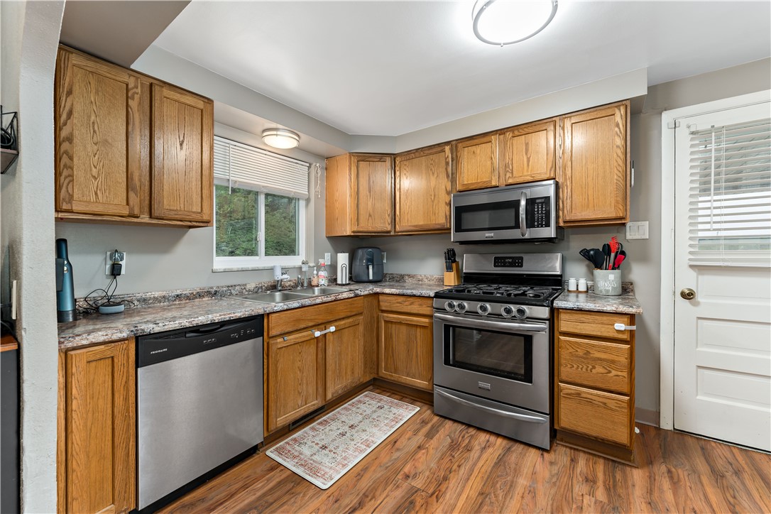 3905 Middleboro Rd