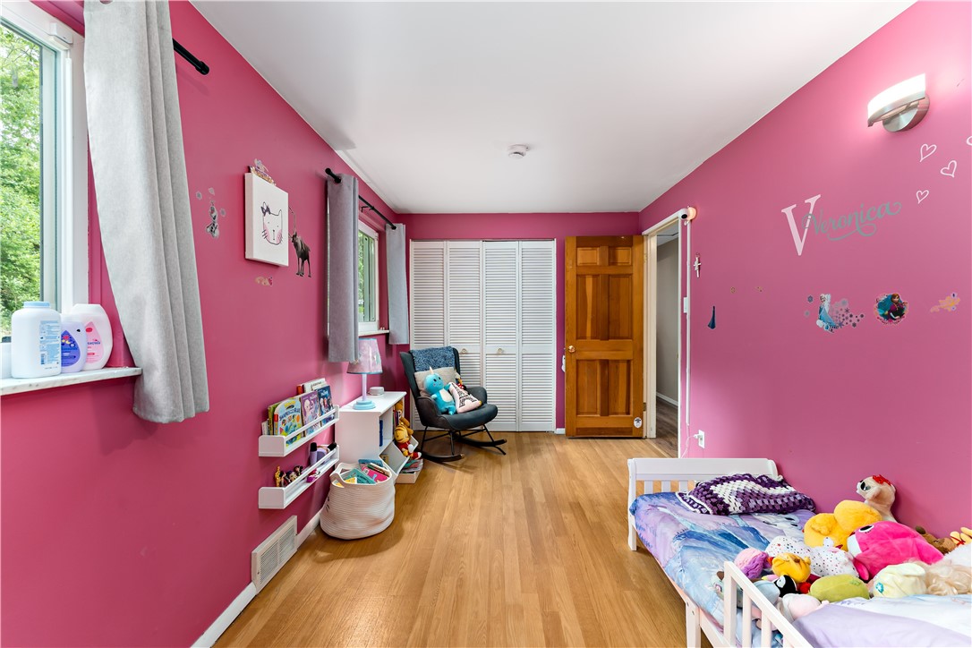 3905 Middleboro Rd