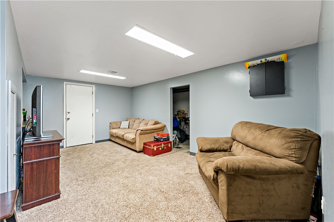 3905 Middleboro Rd