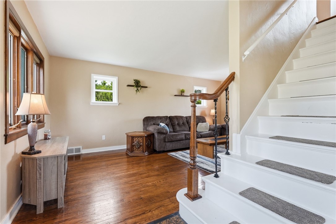 3905 Mount Troy Rd