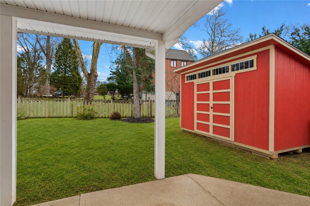 1049 Windermere Dr.