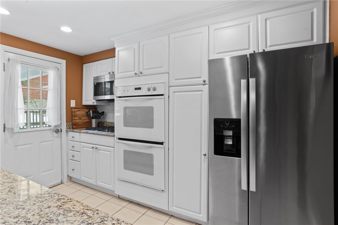 1049 Windermere Dr.