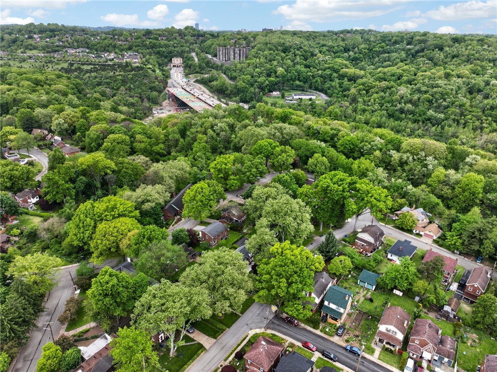 1049 Windermere Dr.