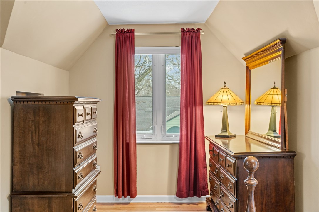 1049 Windermere Dr.