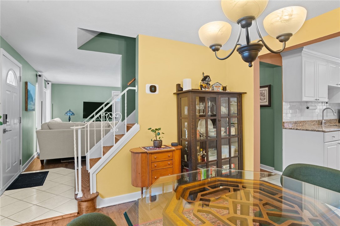 1049 Windermere Dr.