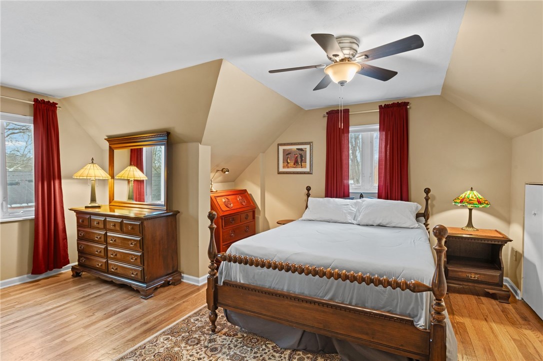 1049 Windermere Dr.