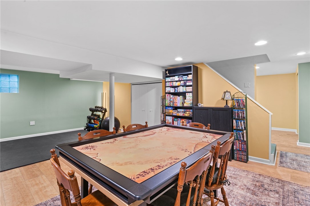 1049 Windermere Dr.