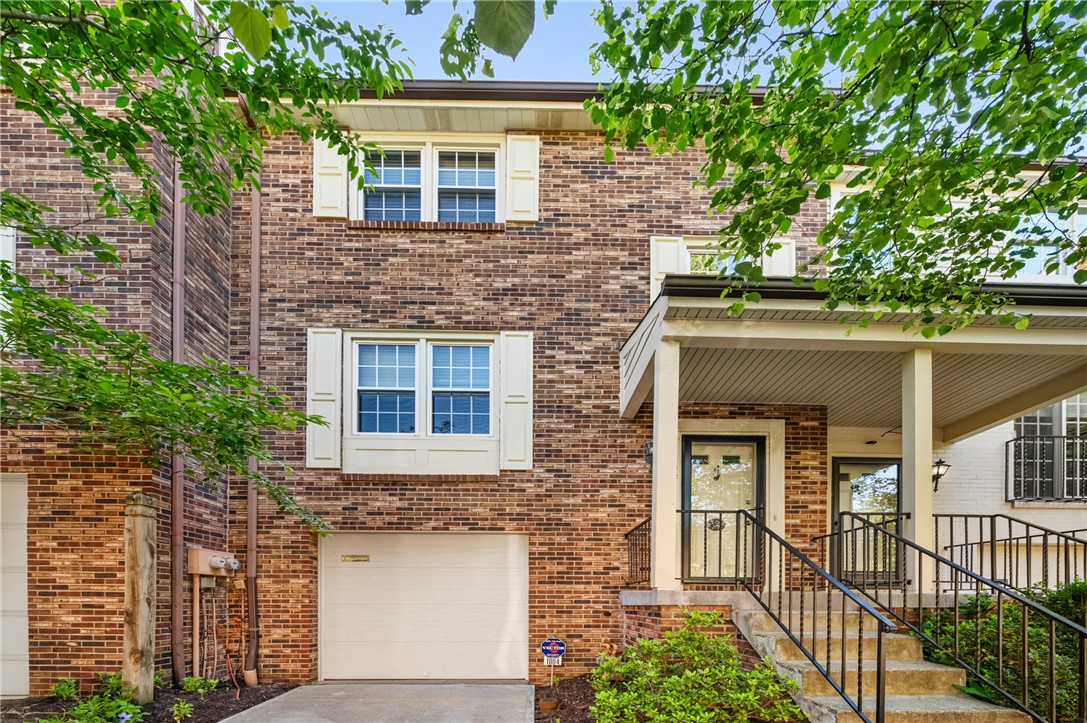 1004 River Oaks Dr