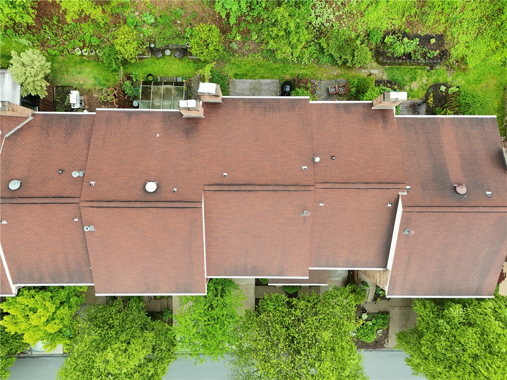 1004 River Oaks Dr