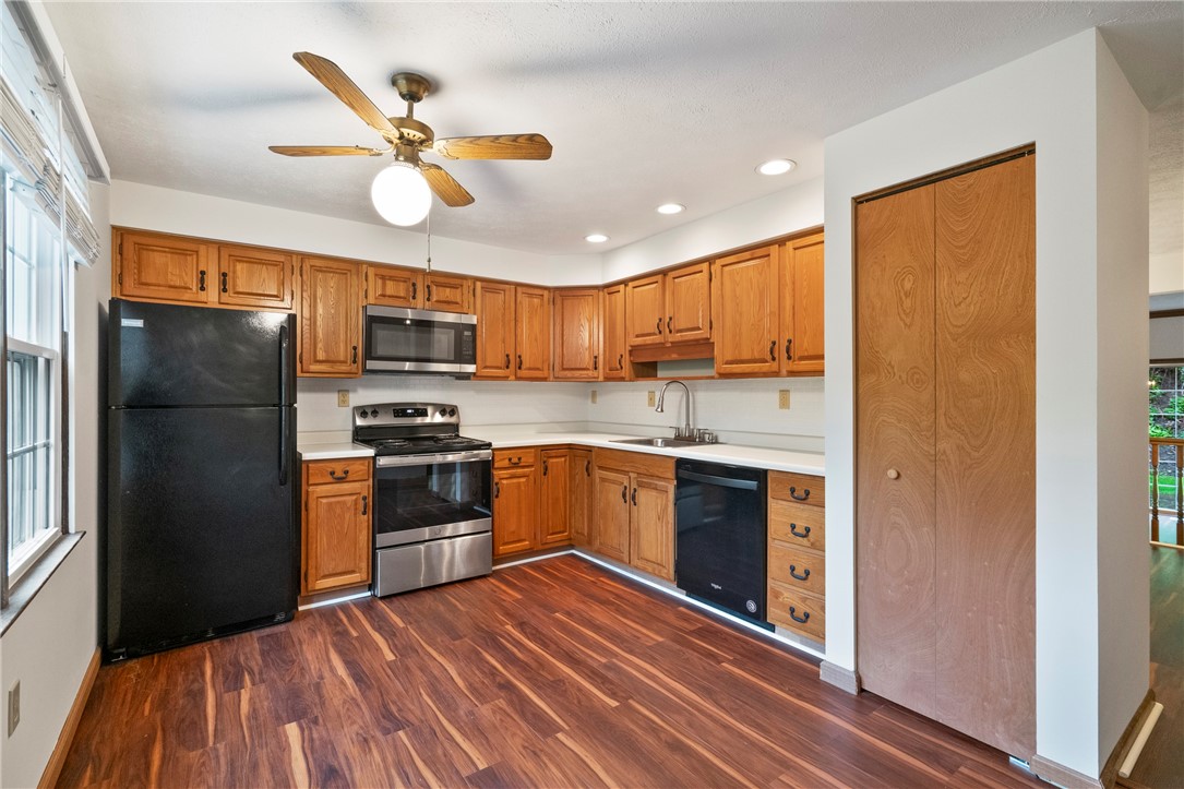 1004 River Oaks Dr