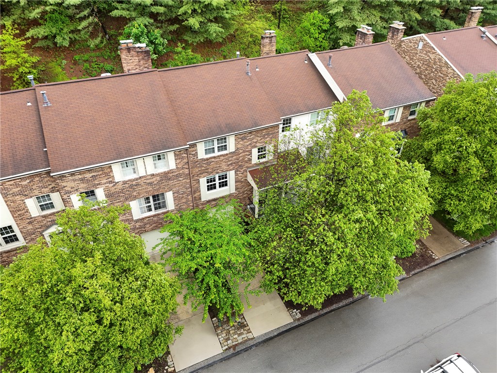 1004 River Oaks Dr