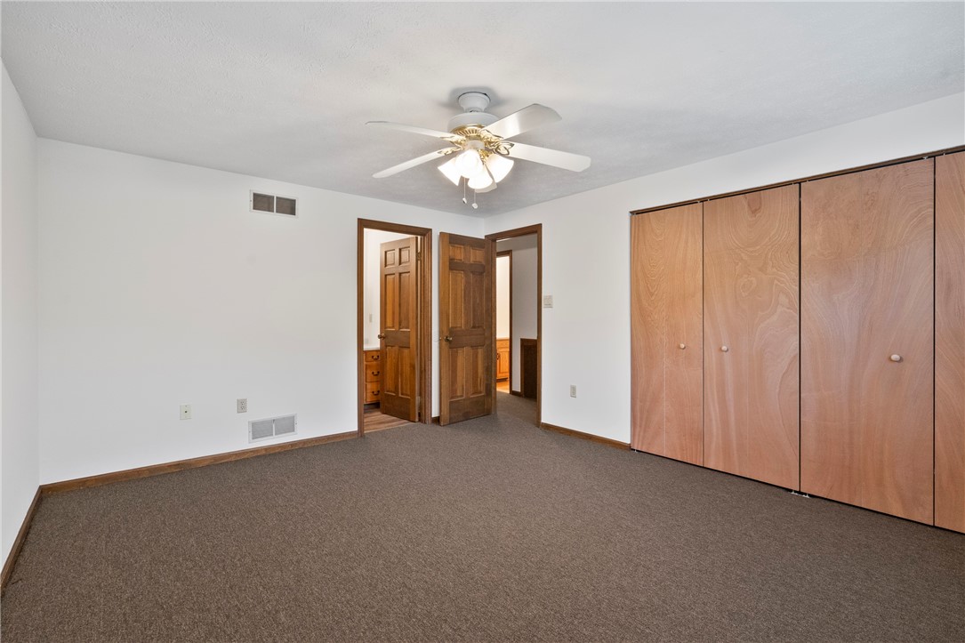 1004 River Oaks Dr