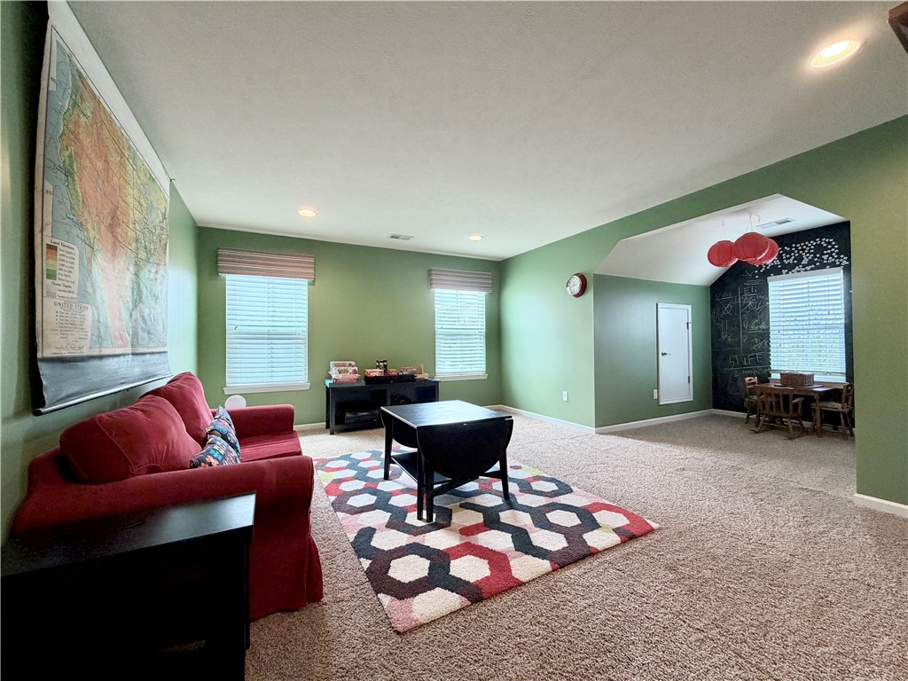 222 Overlook Dr