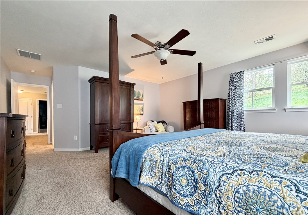 222 Overlook Dr