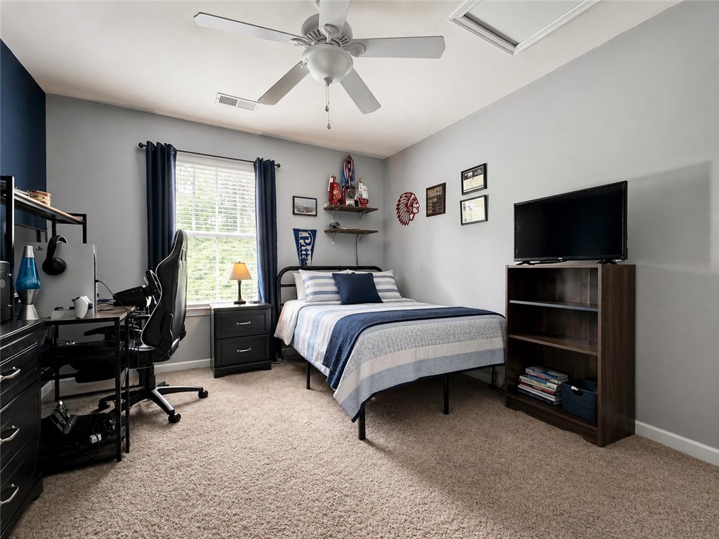 222 Overlook Dr