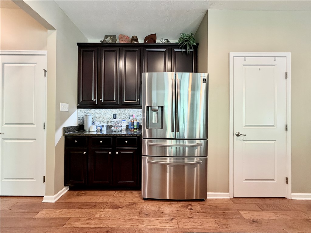 222 Overlook Dr