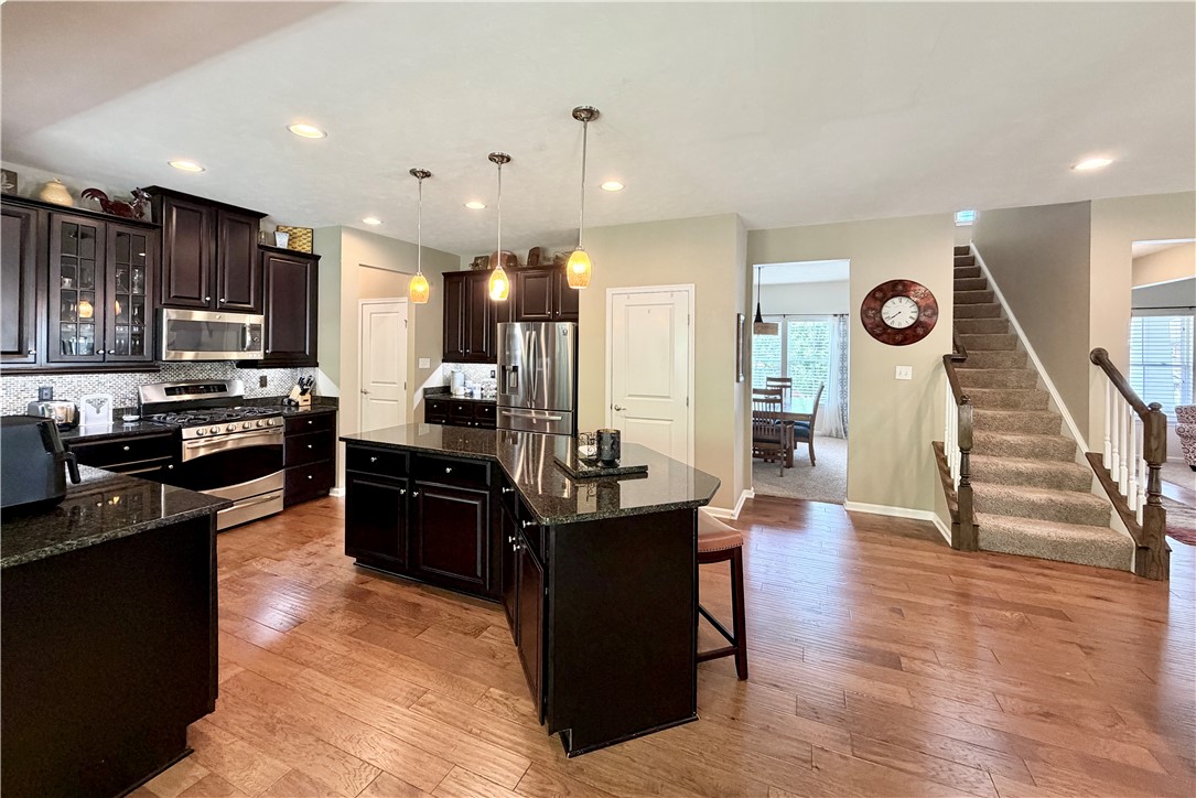 222 Overlook Dr